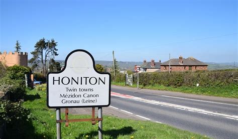 escort honiton|Honiton